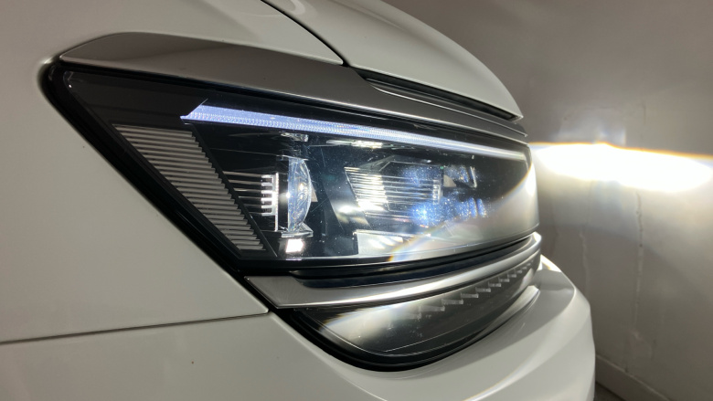 Volkswagen Tiguan 2.0 TDi 150 4Motion R-Line 5dr DSG Diesel Estate